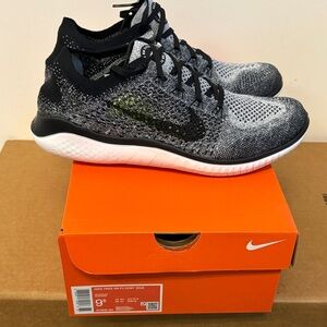 Nike Free RN Flyknit Black and Gray Sneakers